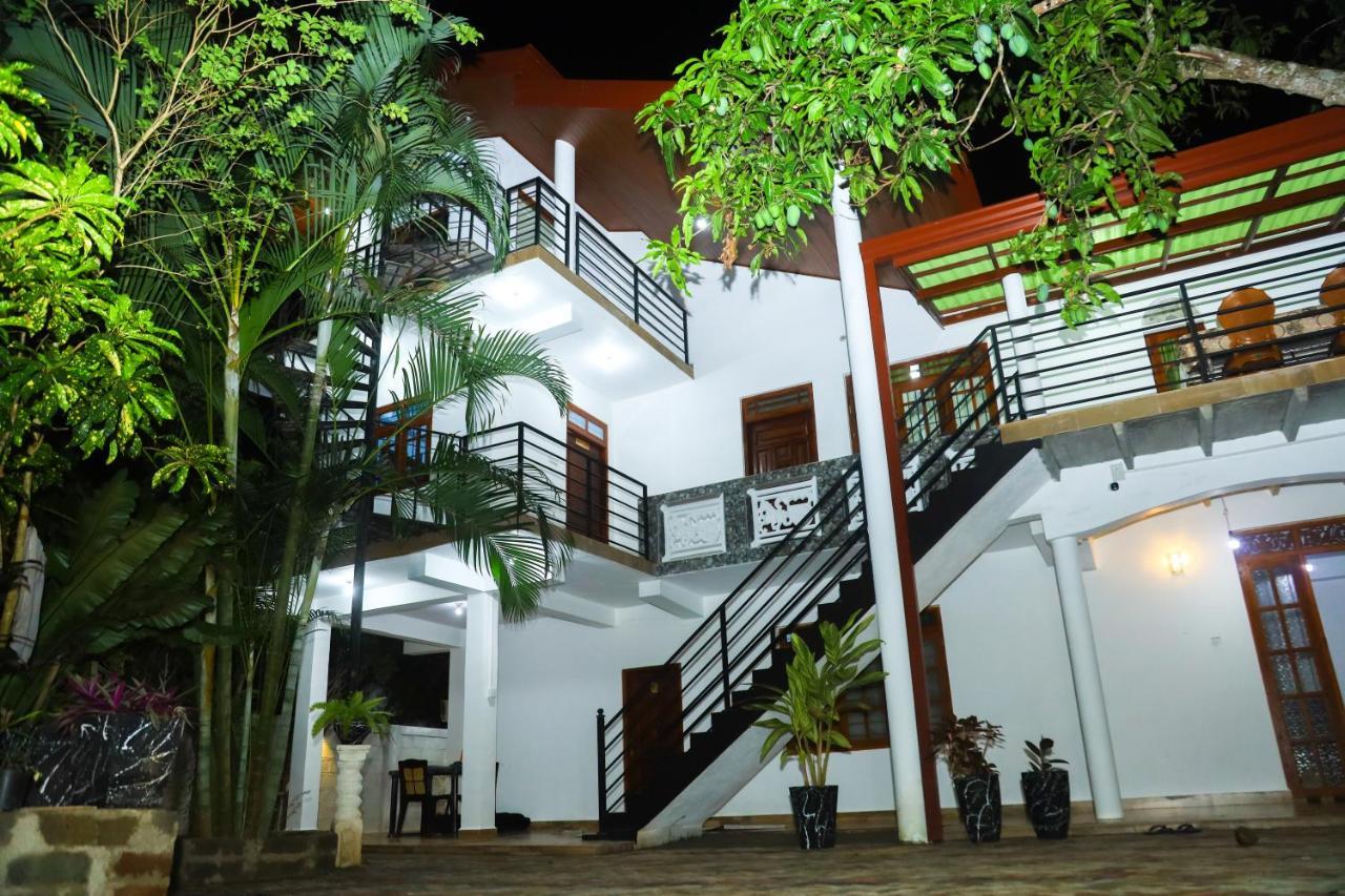 Forest View Home Stay Anuradhapura Esterno foto