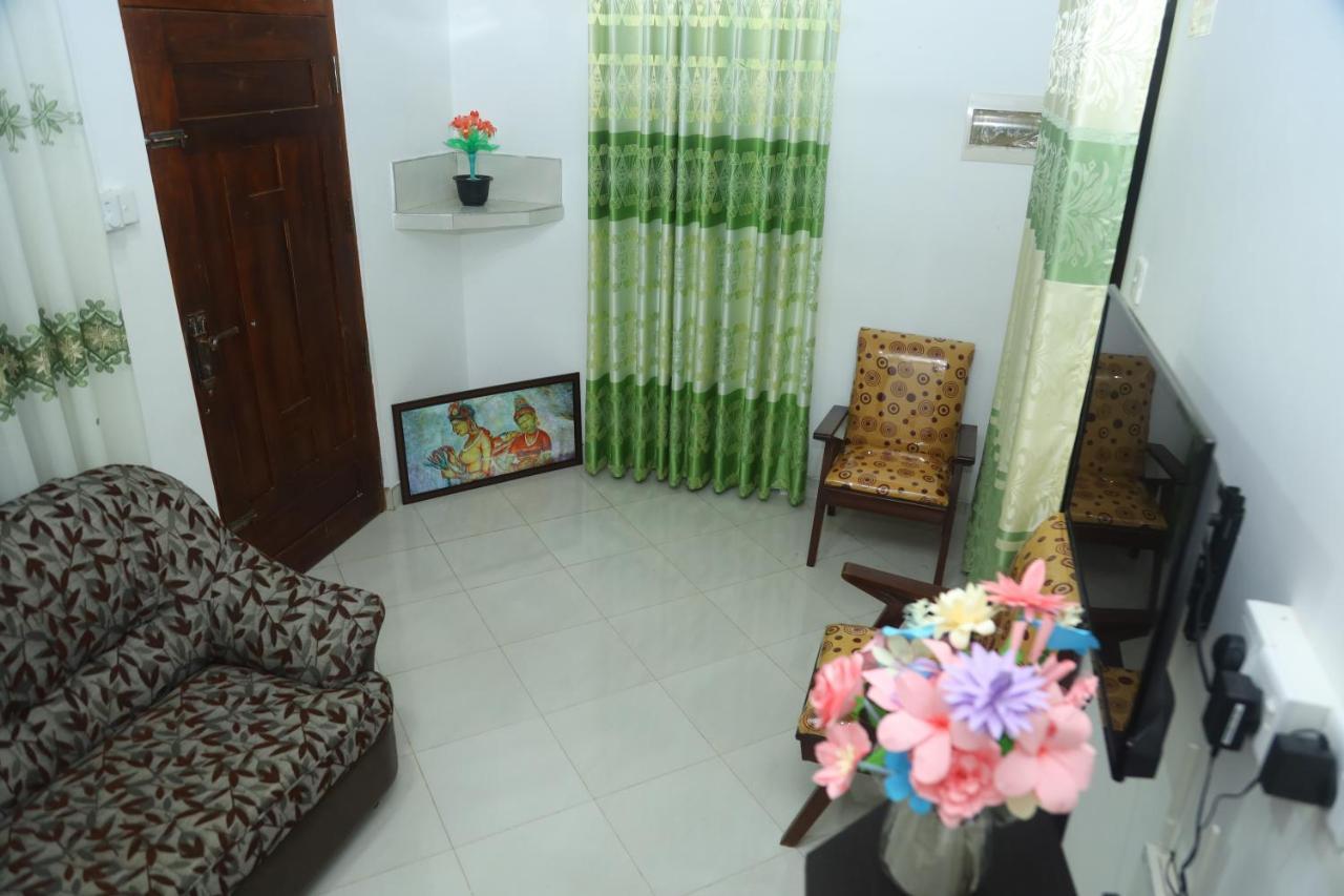 Forest View Home Stay Anuradhapura Esterno foto