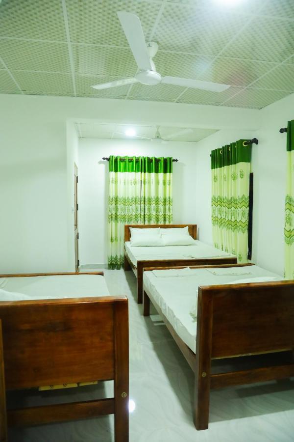 Forest View Home Stay Anuradhapura Esterno foto