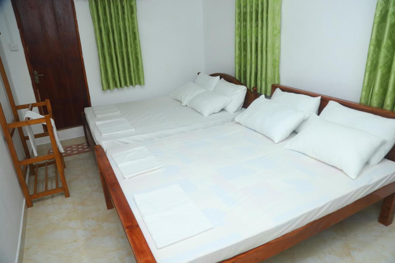 Forest View Home Stay Anuradhapura Esterno foto