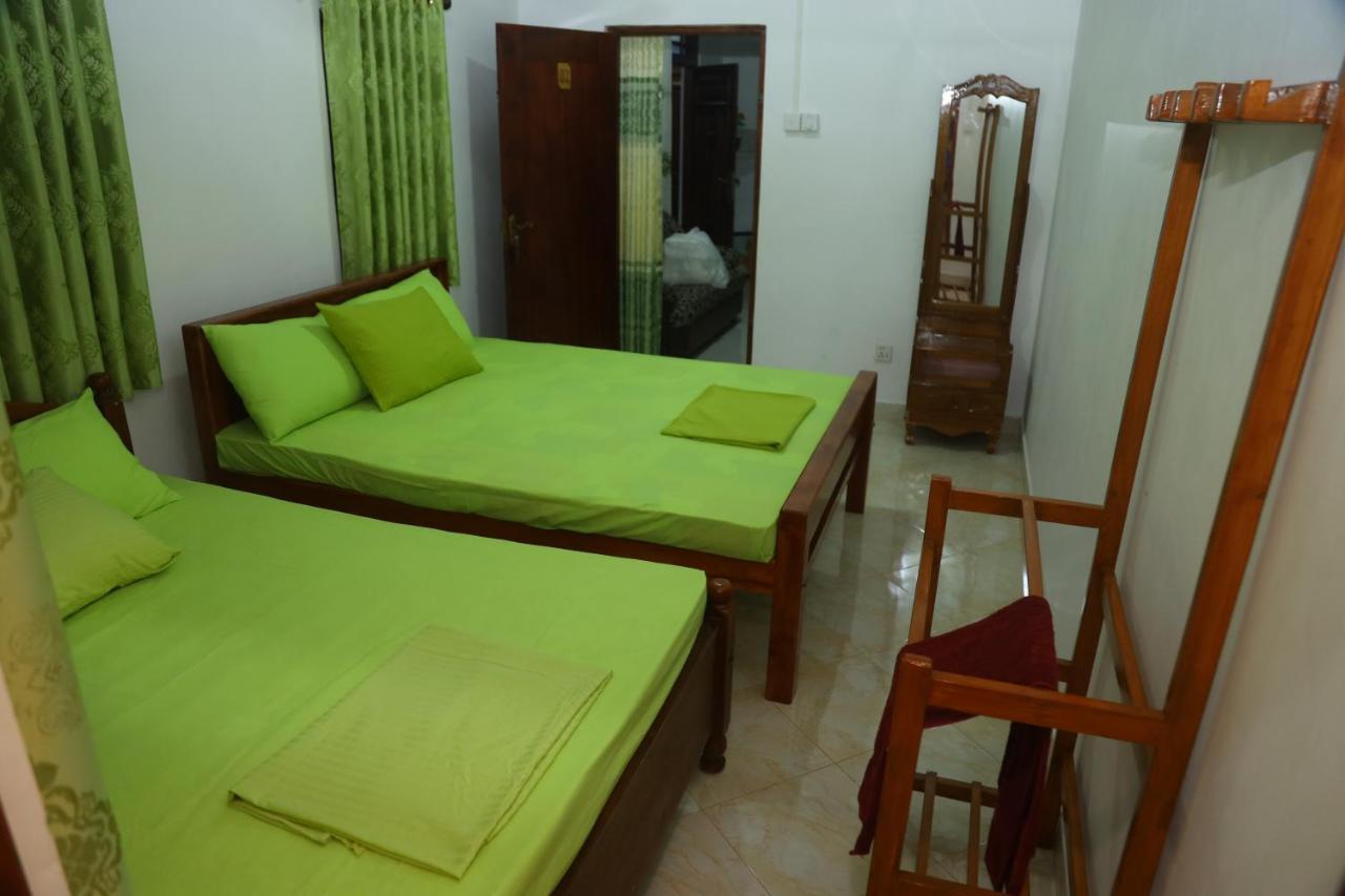 Forest View Home Stay Anuradhapura Esterno foto