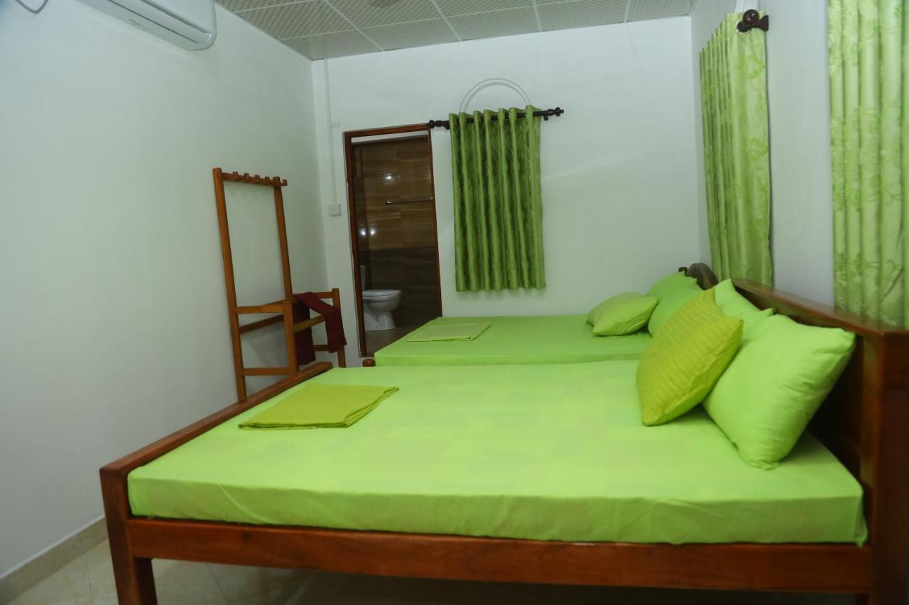 Forest View Home Stay Anuradhapura Esterno foto